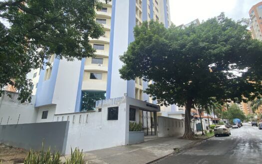 Apartamento En Venta En Residencias Bahía Dorada, Urb. Trigaleña, Valencia – Parte Alta