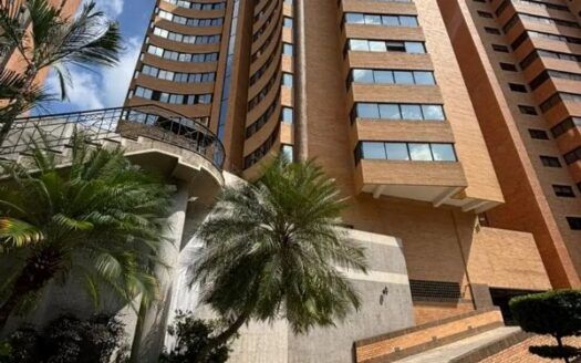 Apartamentos En Ventas En Residencia Benescola, Urb. La Trigaleña. Valencia.