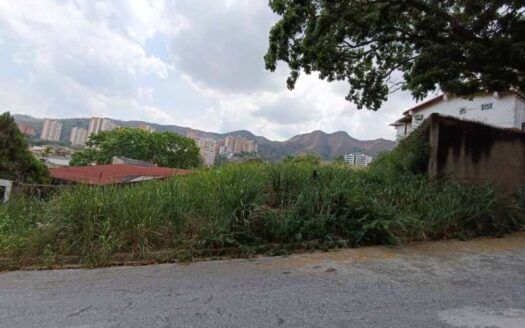 En Venta Terreno De Uso Residencial En La Urb. El Parral, Valencia