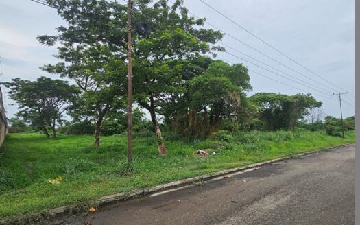 En Venta Parcela de Terreno En La Zona Insdustrial El Recreo